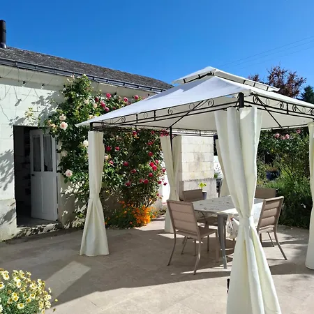 Bed & Breakfast Le Clos Des Roses 3*