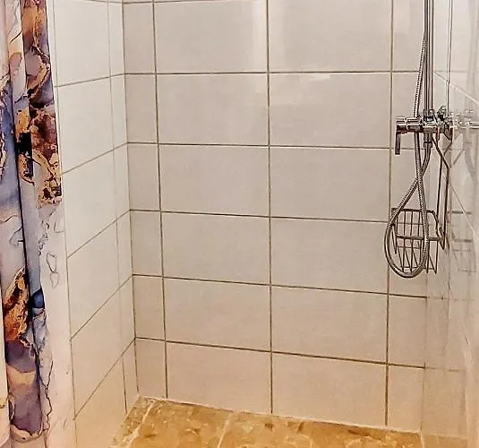 Bed & Breakfast Le Clos Des Roses 3*